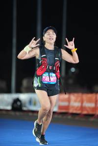 BIB: 987
                            <button type="button" onclick="openModal(19763110)" class="btn btn-primary btn-sm float-right btn-popup" data-toggle="modal" data-target=".modal-high-quality">
                        <i class="fas fa-shopping-cart"></i> Add to Cart
                    </button>
                                            <button type="button" onclick="isThisMe(19763110, true)" class="btn btn-success btn-sm float-right btn-popup btn-isme hidden" data-toggle="tooltip" data-placement="bottom" title="นี่คือรูปของคุณใช่ไหม คลิกที่นี่เพื่อเอาเข้าอัลบั้ม">
                        <i class="fas fa-plus"></i> Add to album
                    </button>
                    <button type="button" onclick="isThisMe(19763110, false)" class="btn btn-warning btn-sm float-right btn-popup btn-isnotme hidden">
                        <i class="fas fa-ban"></i> Remove from album
                    </button>